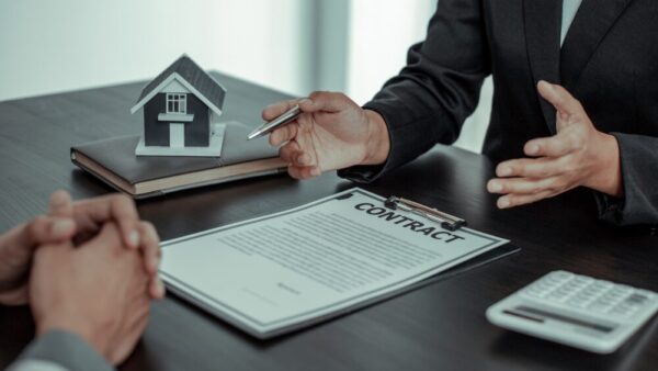 底地・借地権の整理と不動産相続のポイントは？節税対策や成功のコツを解説